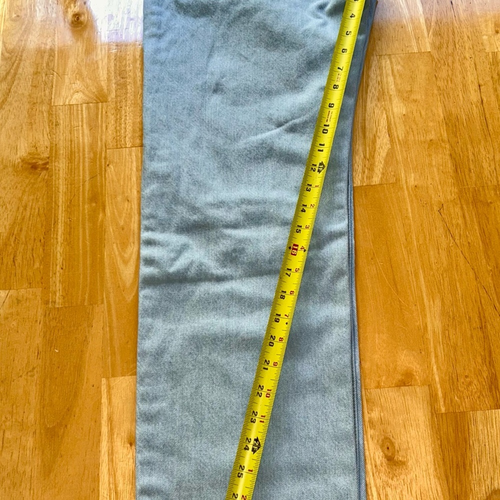 Levi's - Picture 6 of 6